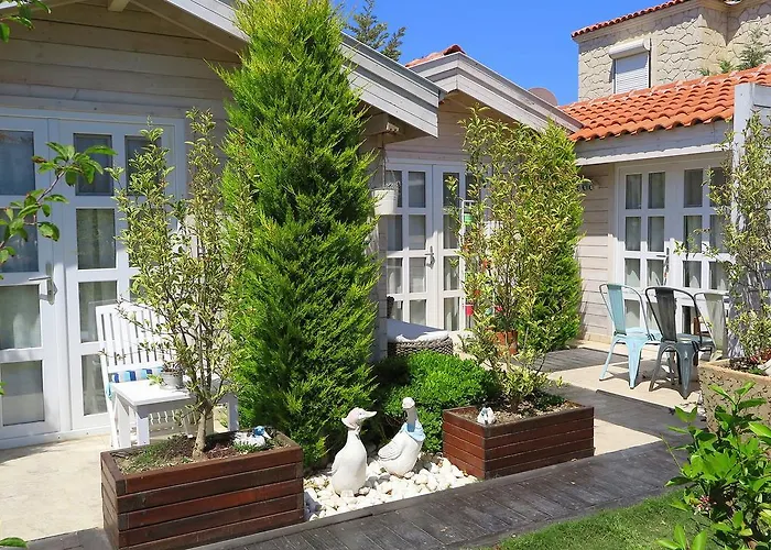 Bay C Hotell